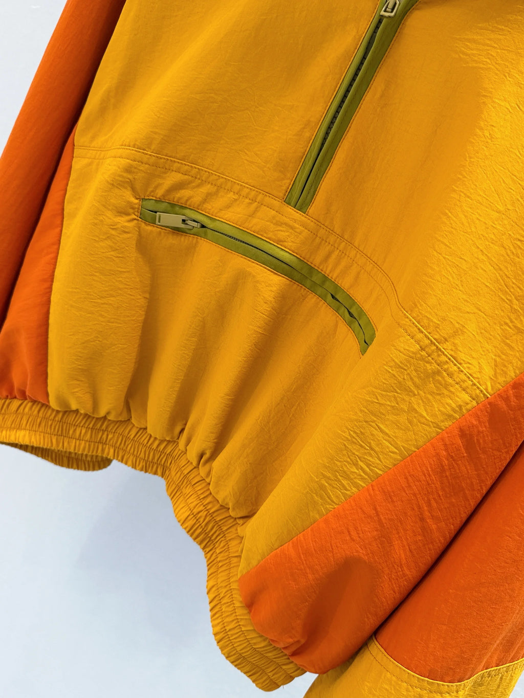 Women's Zip-Up Lantern Sleeve Windbreaker