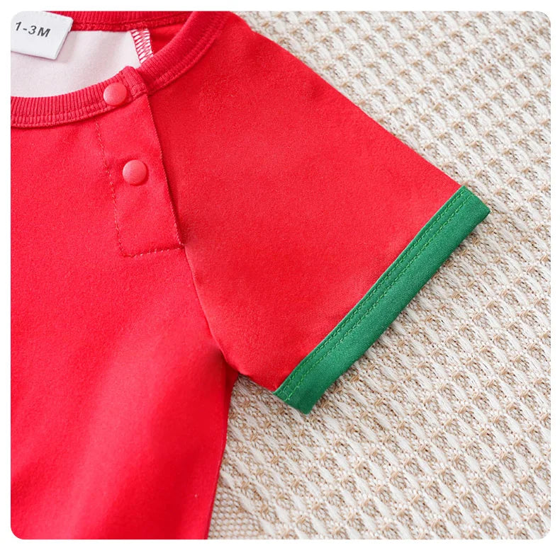 Newborn Baby Clothes Red and green Match colors No.7 Football suit 0 3 6 9 12 Months summer short-sleeved baby jumpsuit