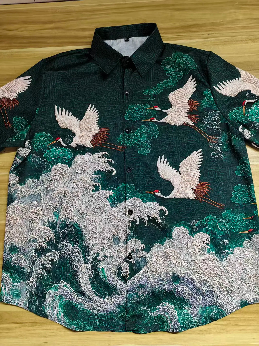 Men's Embossed Crane Print Short Sleeve Shirt