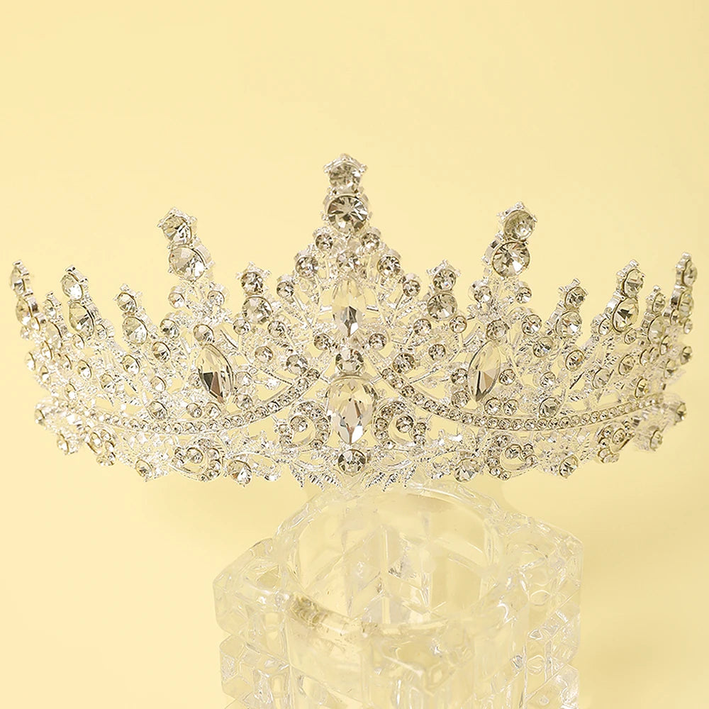 1 Piece of Multi-Color Crown Headband Suitable for Girls to Wear at Birthday Parties and Wedding Performances