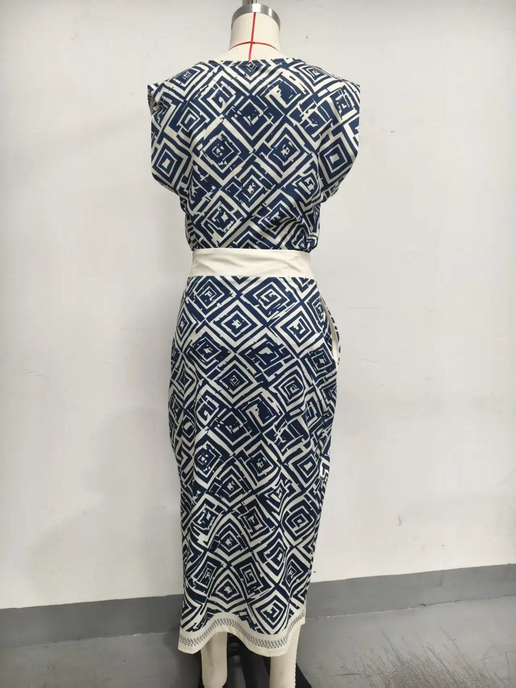 Women's Print Vest and Slim Skirt Two-Piece Set