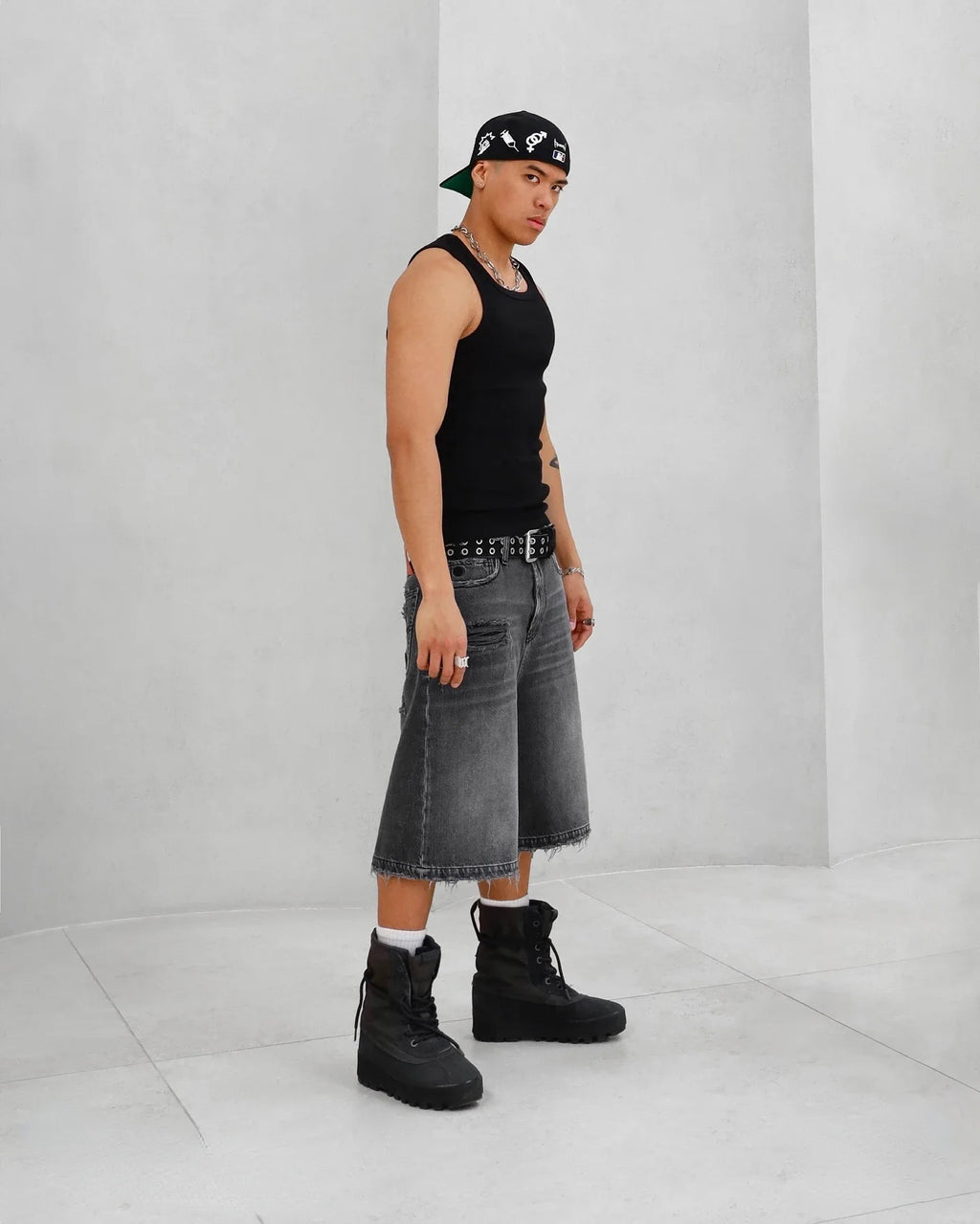 Y2K Ripped Baggy Denim Shorts