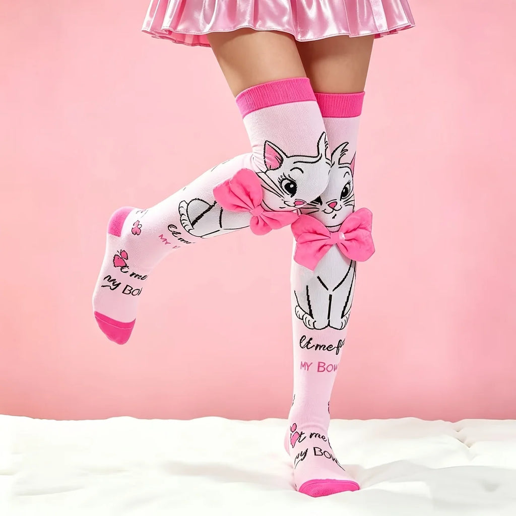 1 pair of cartoon cat girls' knee socks, playful style, high elasticity without straining their legs, with three-dimensional bow